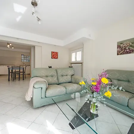 Patty's House דירה